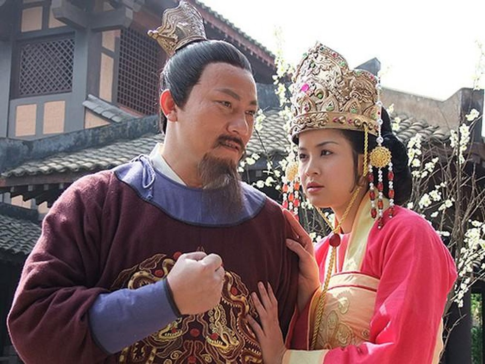 'Đường Tới Thành Thăng Long' bất ngờ lên sóng sau 10 năm 'đắp chiếu'