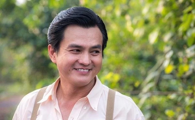 Cao Minh Đạt làm shipper cho vợ, không ngại bị nói hết thời