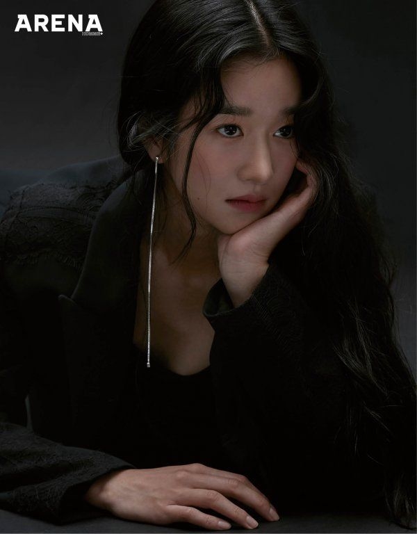 Seo Ye Ji và loạt mỹ nhân Hàn hàng đầu 2020 với thời trang ấn tượng