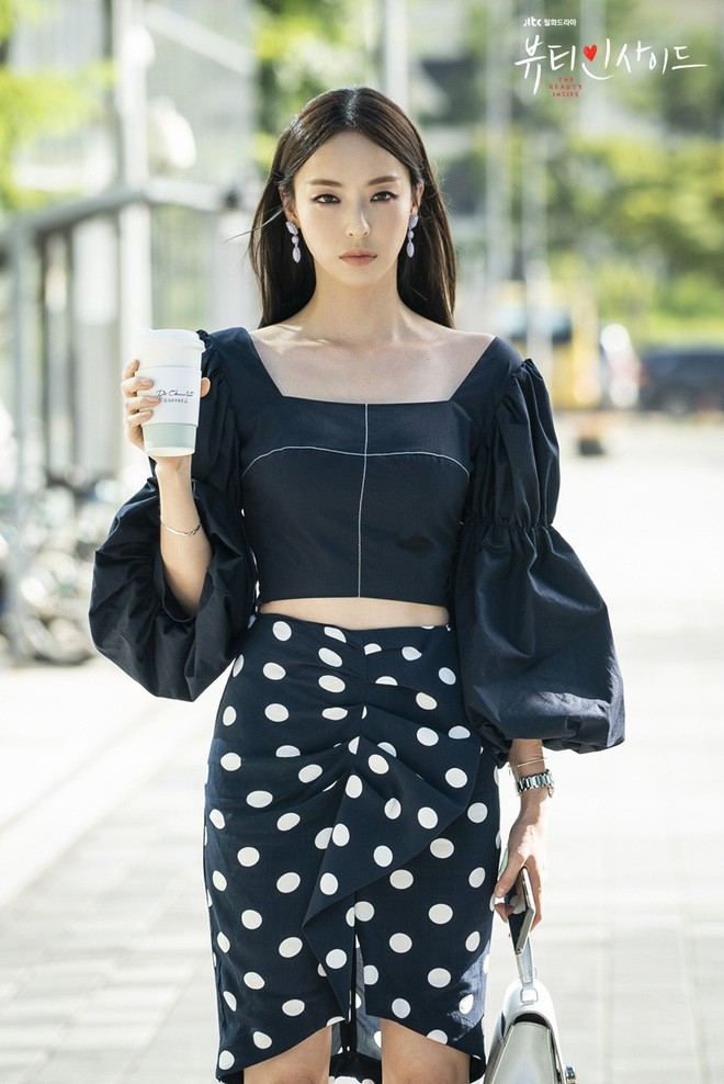 Seo Ye Ji, Han Ye Seul và các sao nữ Hàn sở hữu vòng eo nhỏ xíu