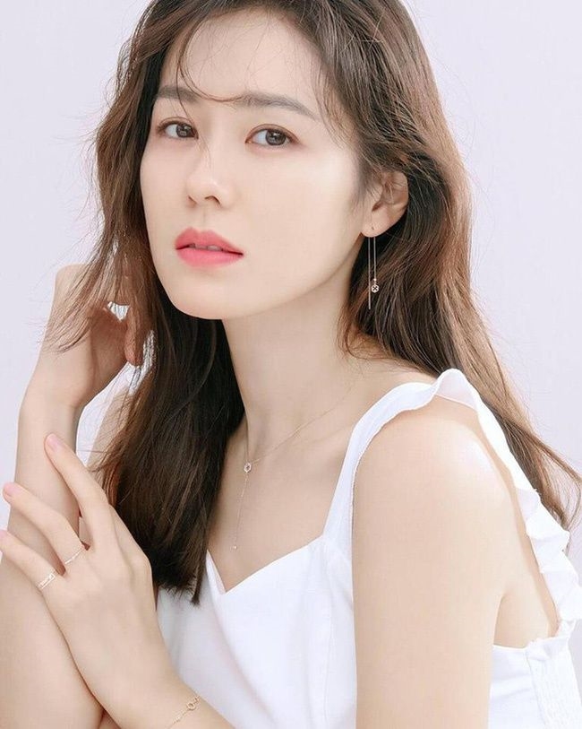 Son Ye Jin 'gây sốt' khi mua tòa nhà ở khu sầm uất trị giá 300 tỷ đồng