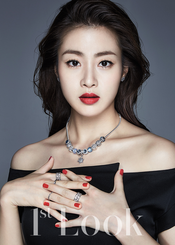 Shin Se Kyung, Seo Ye Ji và dàn sao Hàn giỏi ngoại ngữ