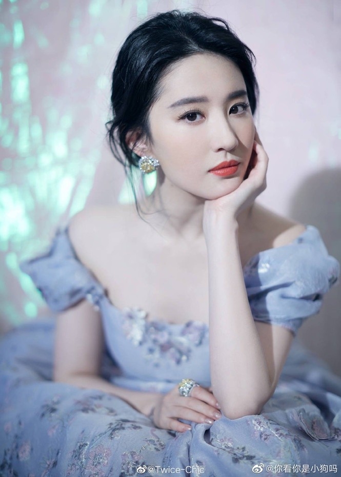 Triệu Lệ Dĩnh, Nhiệt Ba lọt Top 10 nữ diễn viên được yêu thích nhất