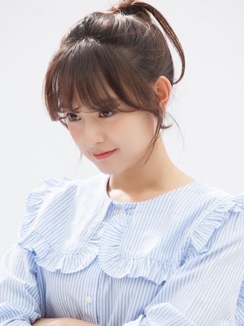 Kim Ji Won tròn 28 tuổi với sự nghiệp hứa hẹn trở thành nữ thần Kbiz