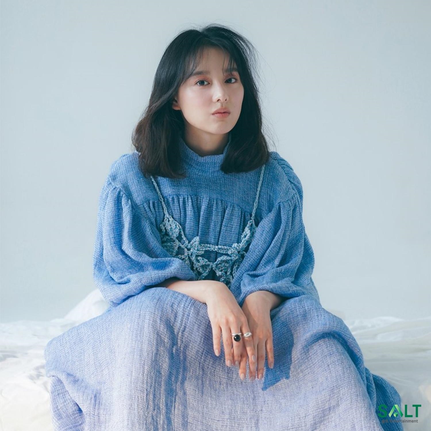 Kim Ji Won tròn 28 tuổi với sự nghiệp hứa hẹn trở thành nữ thần Kbiz