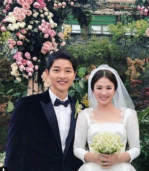 Song Joong Ki bị 'tố' cố tình dùng dư luận ép Song Hye Kyo ly hôn
