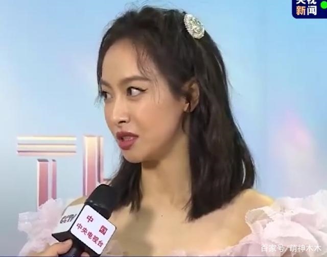 Triệu Lệ Dĩnh, Tống Thiến lộ nhan sắc thật tại lễ trao giải Kim Ưng