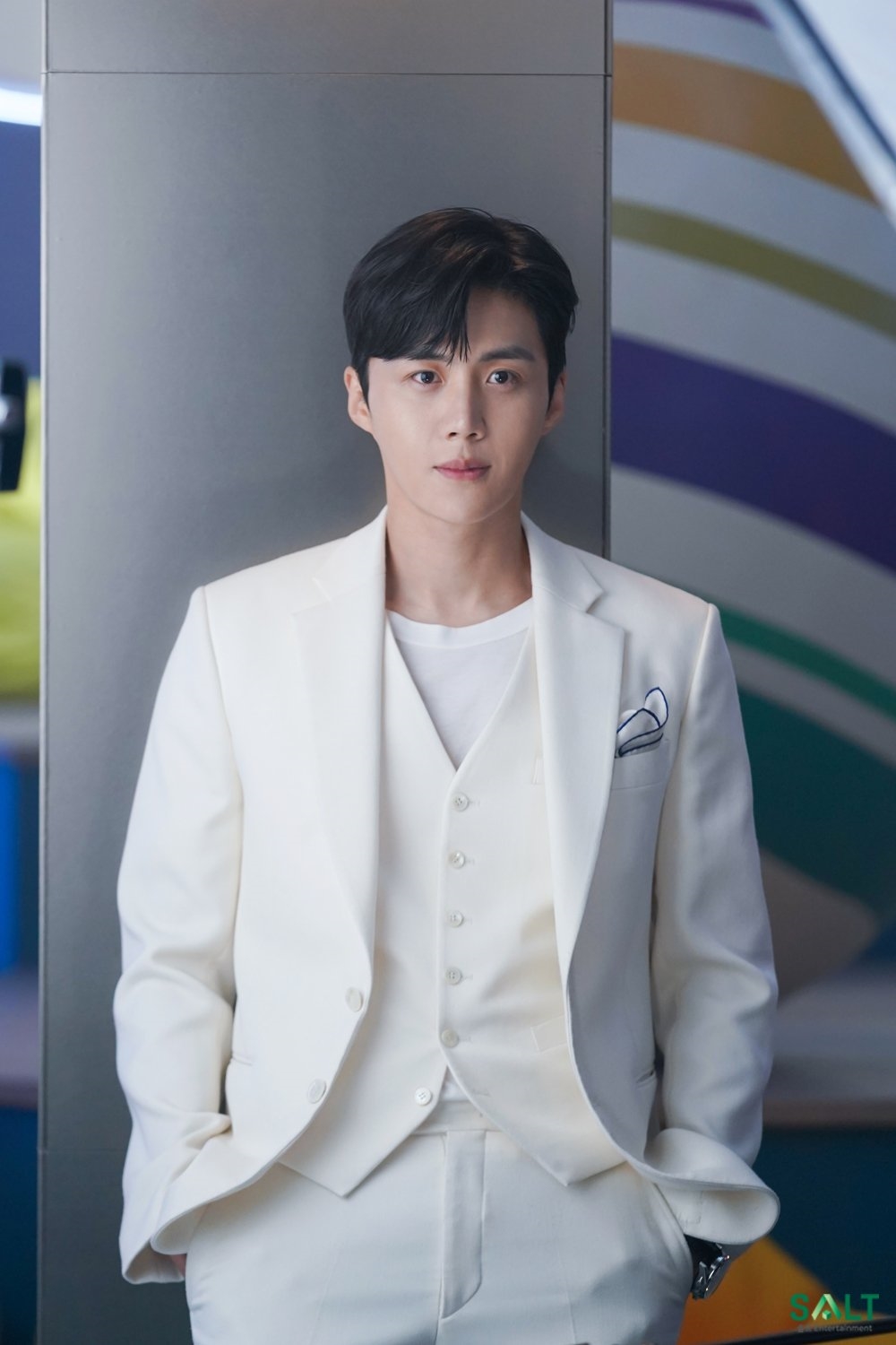 Kim Seon Ho gây ấn tượng với vai nam phụ trong 'Start-Up'