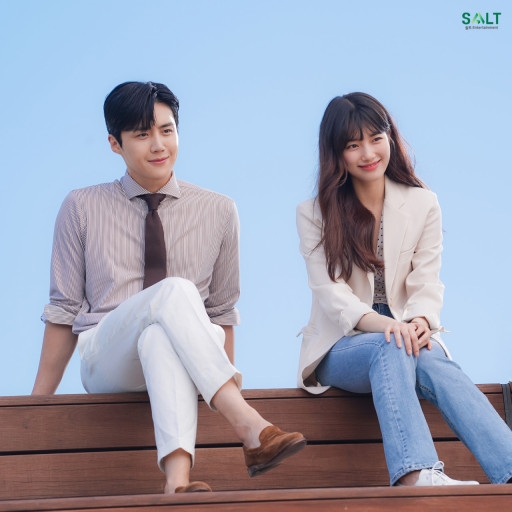 Kim Seon Ho gây ấn tượng với vai nam phụ trong 'Start-Up'