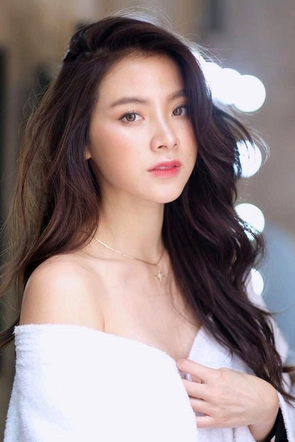 Nine Naphat bất ngờ tiết lộ Baifern Pimchanok là hình mẫu lý tưởng