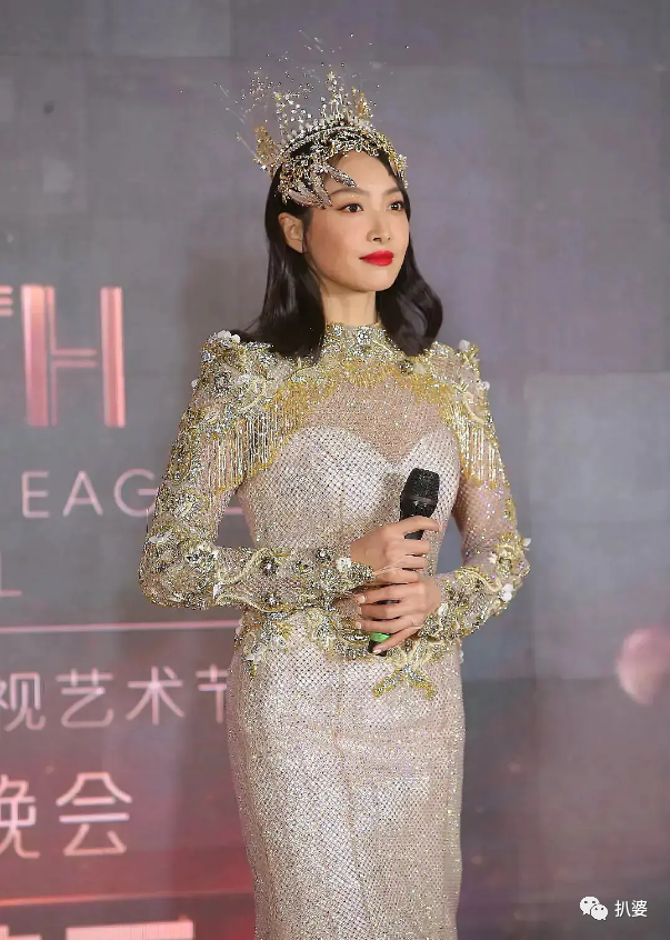 Triệu Lệ Dĩnh, Tống Thiến và các Nữ thần Kim Ưng sinh năm 1987