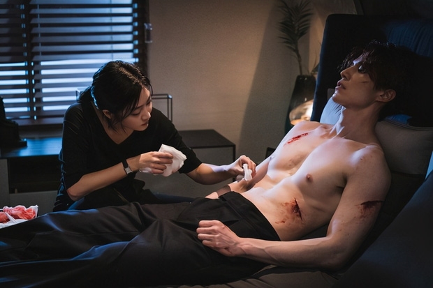 'Bạn trai tôi là hồ ly' tập 5 rating lại giảm dù cặp chính bắt đầu yêu