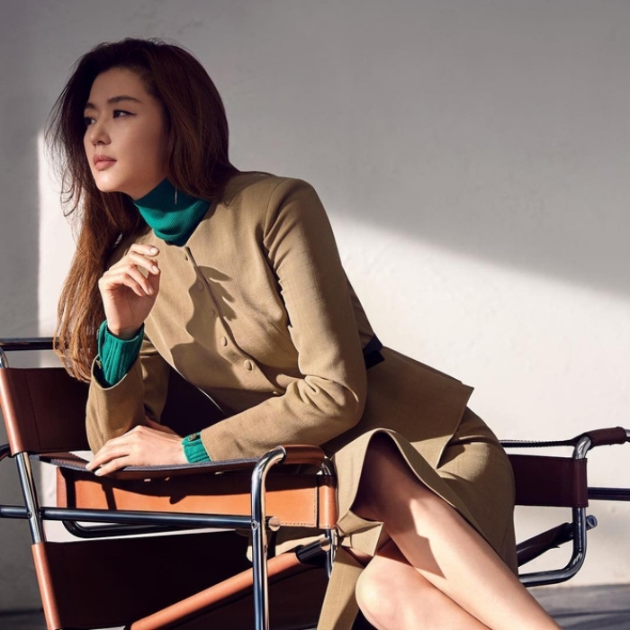 Song Hye Kyo - Jeon Ji Hyun bất ngờ 'đối đầu' ở mảng thời trang