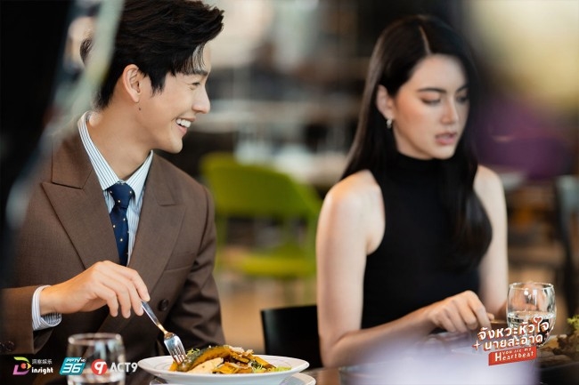 Push Puttichai - Mai Davika khoe nhan sắc cực phẩm với ảnh hậu trường