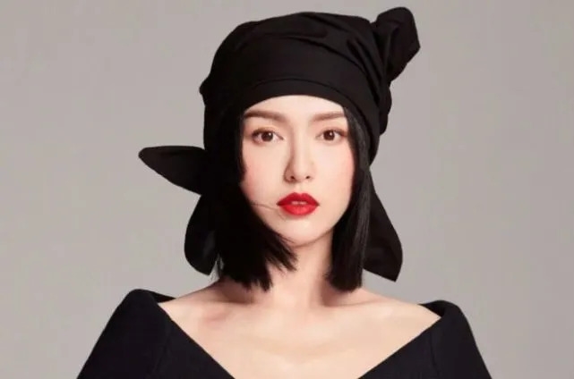 Dương Dung - Đồng Lệ Á đọ sắc, Đường Yên kể chuyện dạy con