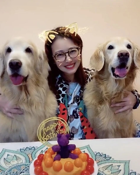 Dương Dung - Đồng Lệ Á đọ sắc, Đường Yên kể chuyện dạy con