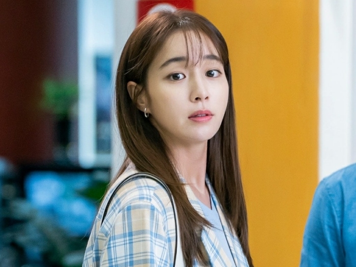 Son Ye Jin, Seo Ye Ji và sao nữ có khuôn mặt phụ nữ Hàn muốn sở hữu