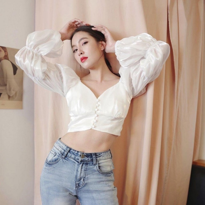 Bella Ranee luôn biến hóa, 'cân' được mọi loại vai từ hiền đến ác