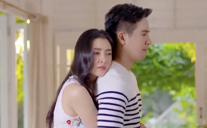 Bella Ranee luôn biến hóa, 'cân' được mọi loại vai từ hiền đến ác
