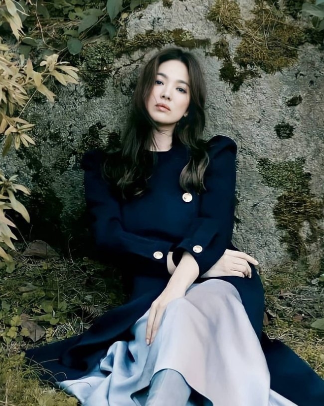 Song Hye Kyo - Lee Jong Suk sẽ đóng cặp trong phim truyền hình mới?