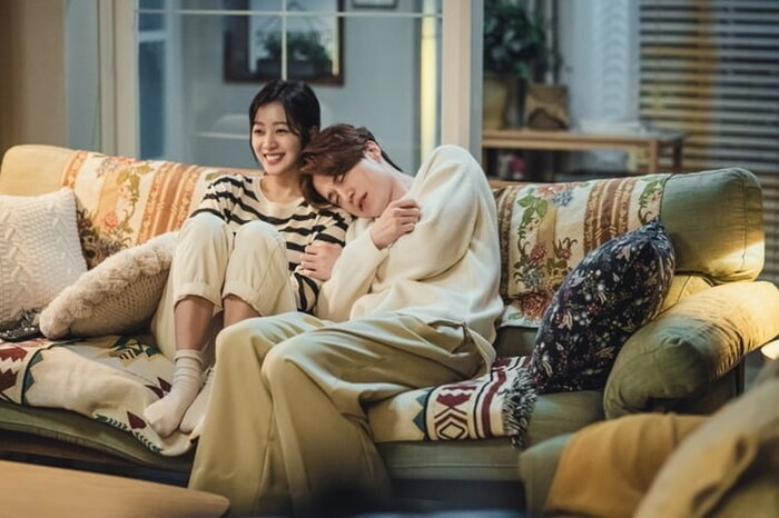 Lee Dong Wook - Jo Bo Ah hẹn hò trong tập mới 'Bạn Trai Tôi Là Hồ Ly'
