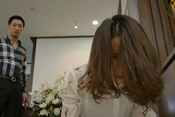 Quỳnh Nga, Thu Quỳnh và sao nữ Việt vất vả đóng cảnh bóp cổ