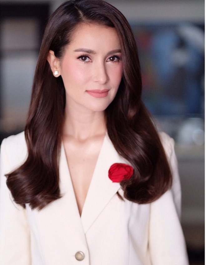 Yaya, Chompoo và dàn mỹ nhân đài CH3 có lượng fan khủng trên Instagram