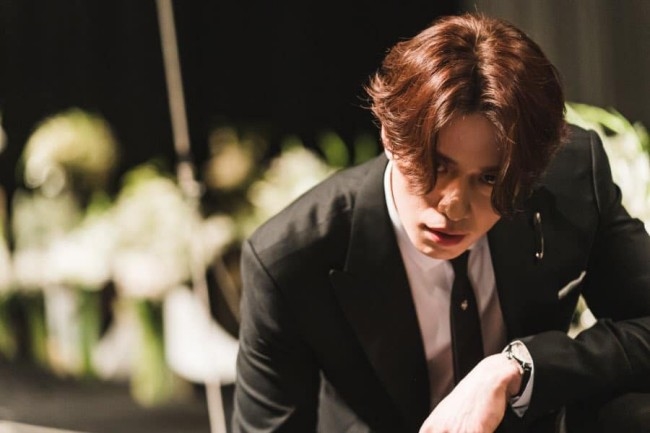 Lee Dong Wook gửi quà ủng hộ phim mới của Im Si Wan