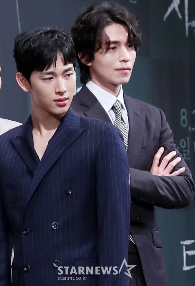 Lee Dong Wook gửi quà ủng hộ phim mới của Im Si Wan