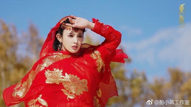 Nhiệt Ba, Cúc Tịnh Y và dàn mỹ nhân cổ trang 9X của showbiz Hoa Ngữ