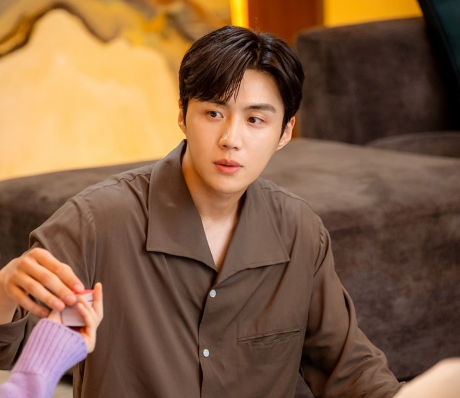 Kim Seon Ho và sức hút của 'hội chứng nam phụ' trên màn ảnh xứ Hàn