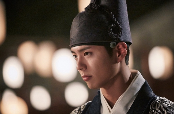 Song Joong Ki, Lee Jun Ki và các thái tử điển trai trên màn ảnh Hàn