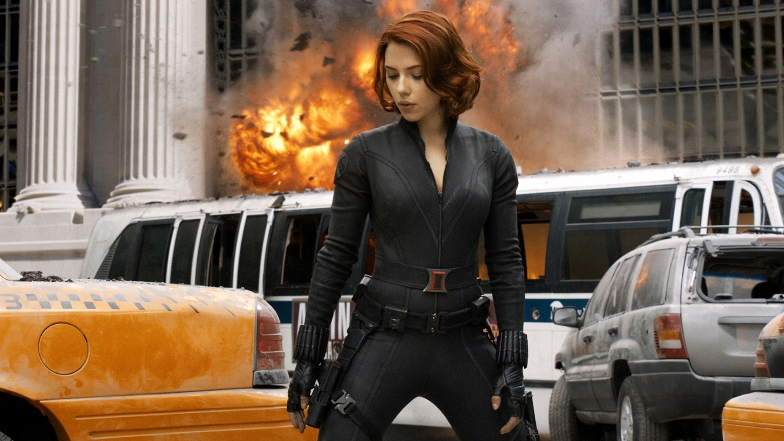 Scarlett Johansson, Gal Gadot và sao Hollywood ôm bụng bầu đóng phim