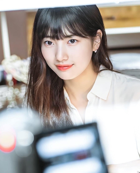 IU, Suzy và loạt nữ idol Hàn được công nhận tiến bộ diễn xuất