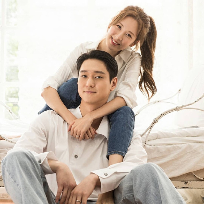 Hyun Bin - Son Ye Jin và những cặp đôi Hàn 2020 'chemistry' bùng nổ