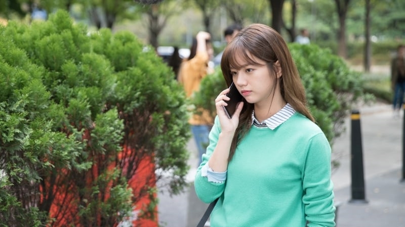 Suzy, Kim Tae Hee cùng dàn sao Hàn phản ứng khi bị chê diễn dở
