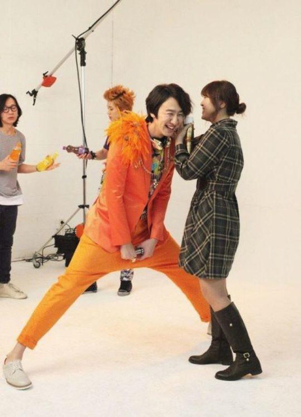 Lee Kwang Soo có năng lực biến người xung quanh thành 'người tí hon'