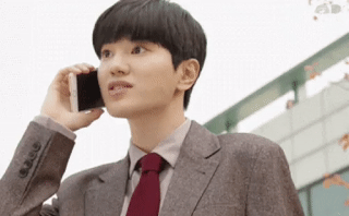 Lee Dong Wook và loạt sao Hàn với khoảnh khắc diễn xuất tệ khỏi nói