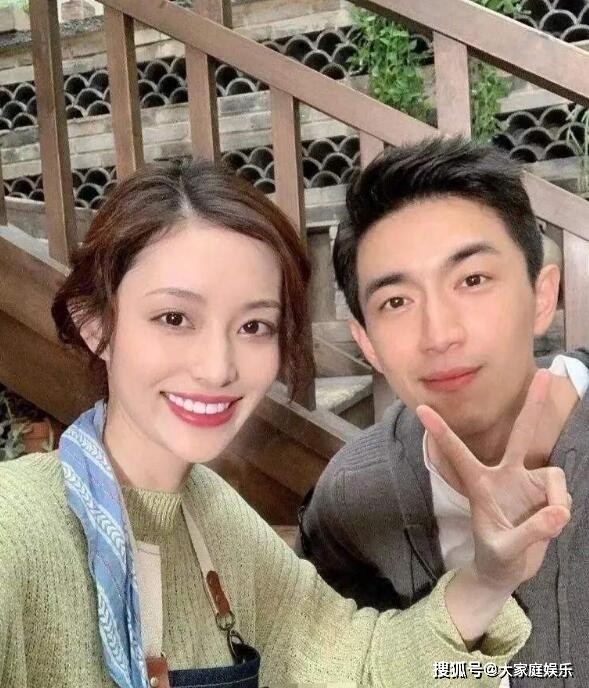 Lâm Canh Tân hẹn hò người mới, Triệu Lộ Tư bị chê 'lố' với dàn vệ sĩ