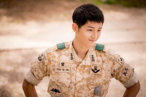 Song Joong Ki và các sao nam Hàn trở lại màn ảnh sau khi xuất ngũ