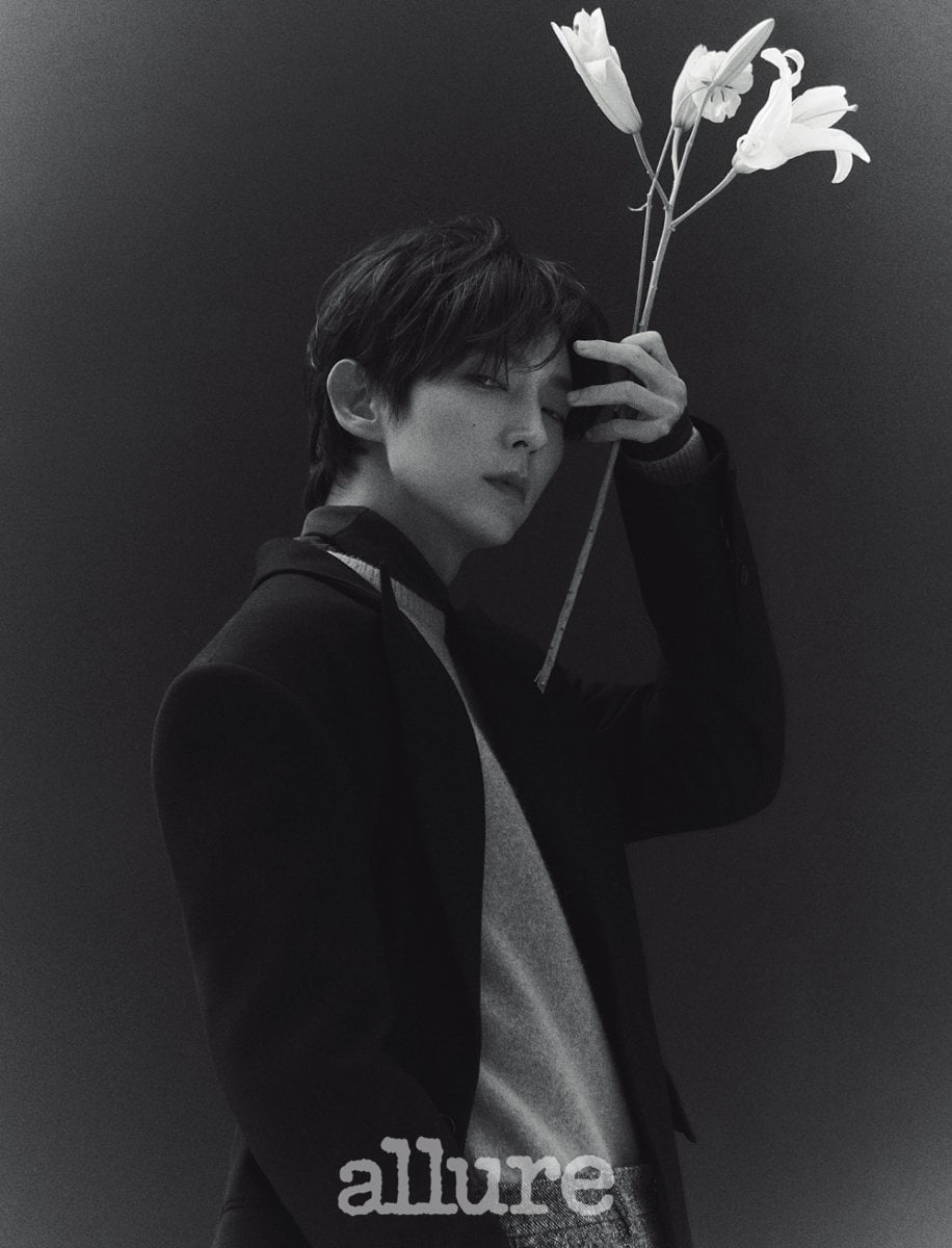 Lee Jun Ki tiết lộ muốn kết hôn hậu đóng 'Flower Of Evil'