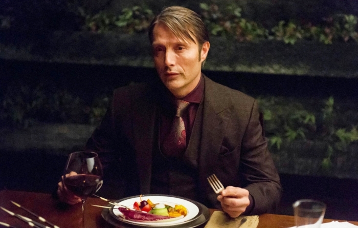 Mads Mikkelsen thay thế Johnny Depp trong vũ trụ Harry Potter