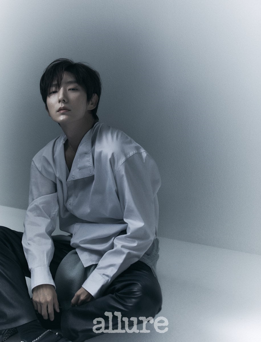 Lee Jun Ki tiết lộ muốn kết hôn hậu đóng 'Flower Of Evil'