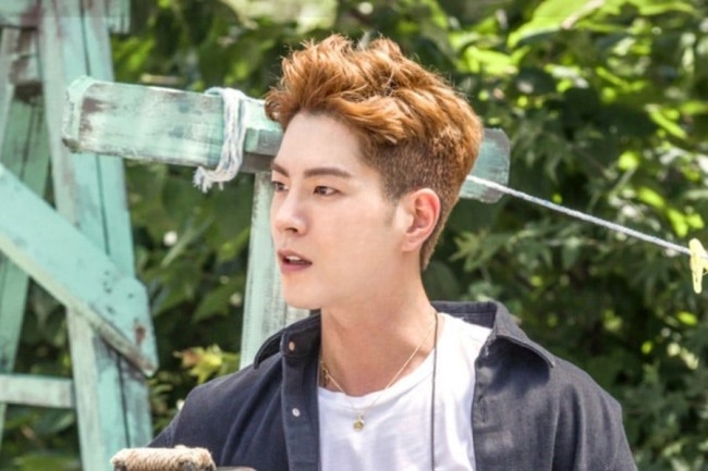 Lee Jong Suk và những mỹ nam chuẩn bị xuất ngũ làm fan vui mừng