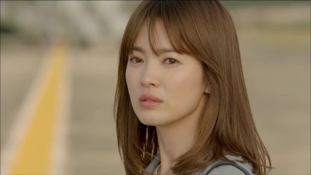 Song Hye Kyo cùng 6 kiểu tóc nâng tầm nhan sắc đại mỹ nhân