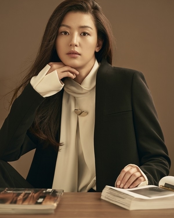 Han Hyo Joo và những mỹ nhân Hàn có gia thế thuộc hàng 'khủng'