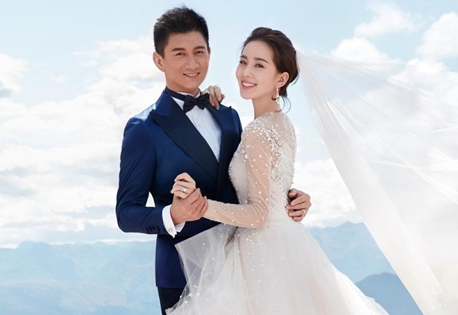 Huỳnh Hiểu Minh - AngelaBaby và loạt cặp đôi chồng già vợ trẻ của Cbiz