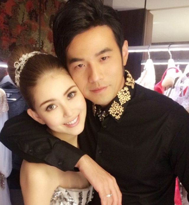 Huỳnh Hiểu Minh - AngelaBaby và loạt cặp đôi chồng già vợ trẻ của Cbiz