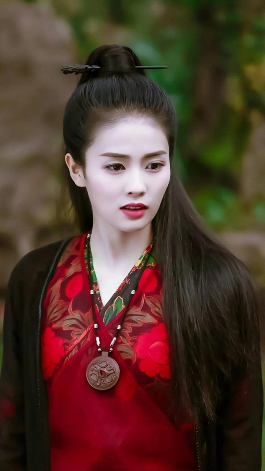 Triệu Lộ Tư và dàn diễn viên Phượng Tù Hoàng sau 2 năm lên sóng