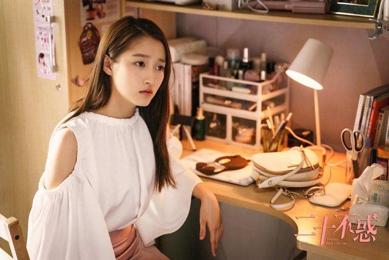 Triệu Lộ Tư và dàn diễn viên Phượng Tù Hoàng sau 2 năm lên sóng